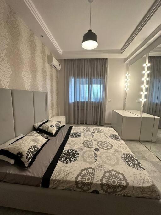 Un Tres Beau Studio Luxueux Ariana Eksteriør billede